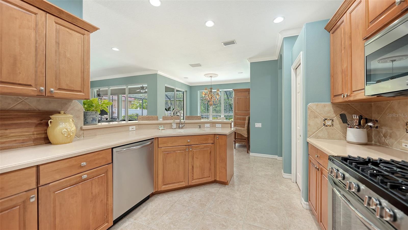 Image 12 of 48 For 4823 Carrington Circle