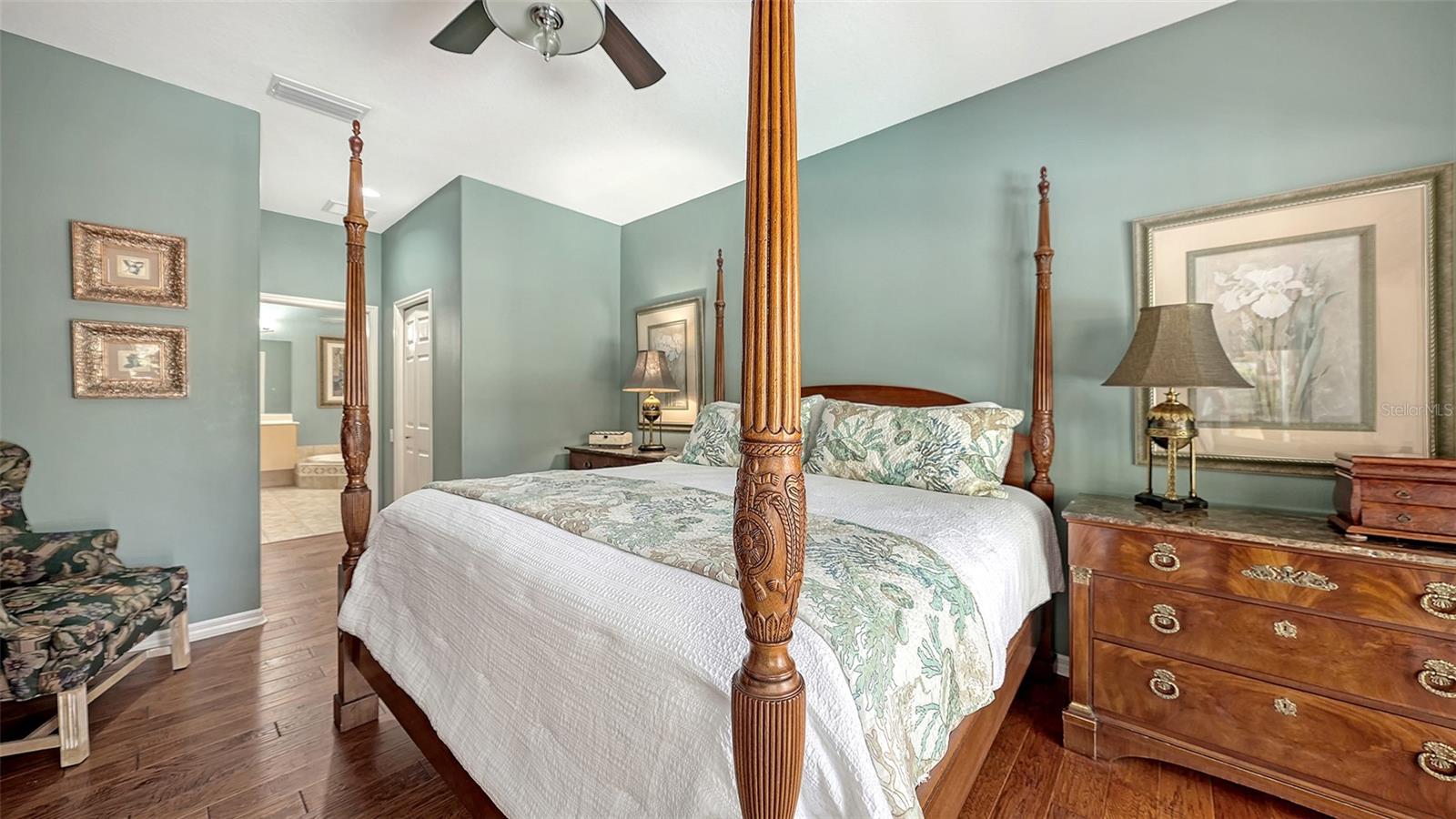 Image 17 of 48 For 4823 Carrington Circle