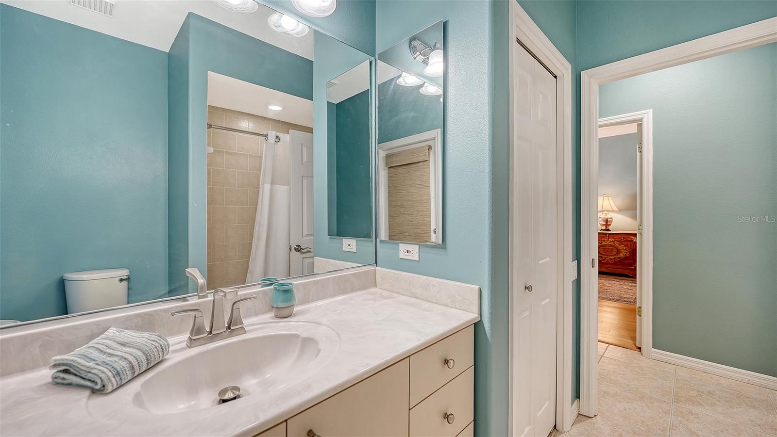 Image 24 of 48 For 4823 Carrington Circle