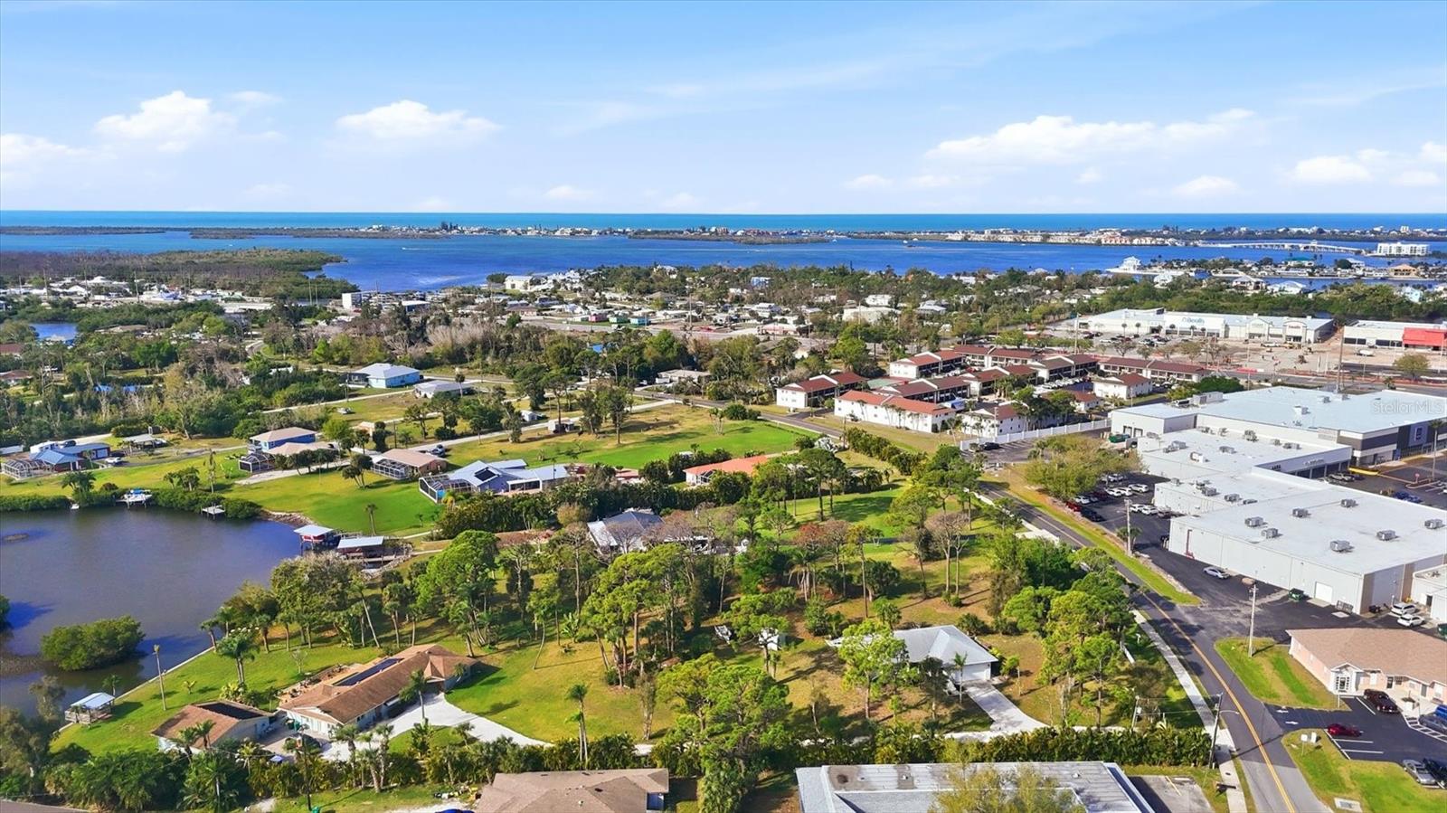 Image 10 of 12 For 1455 Manor Road