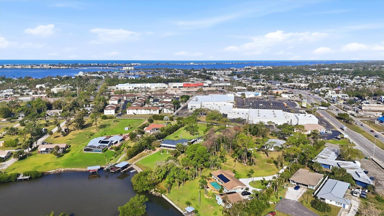 Image 11 of 12 For 1455 Manor Road