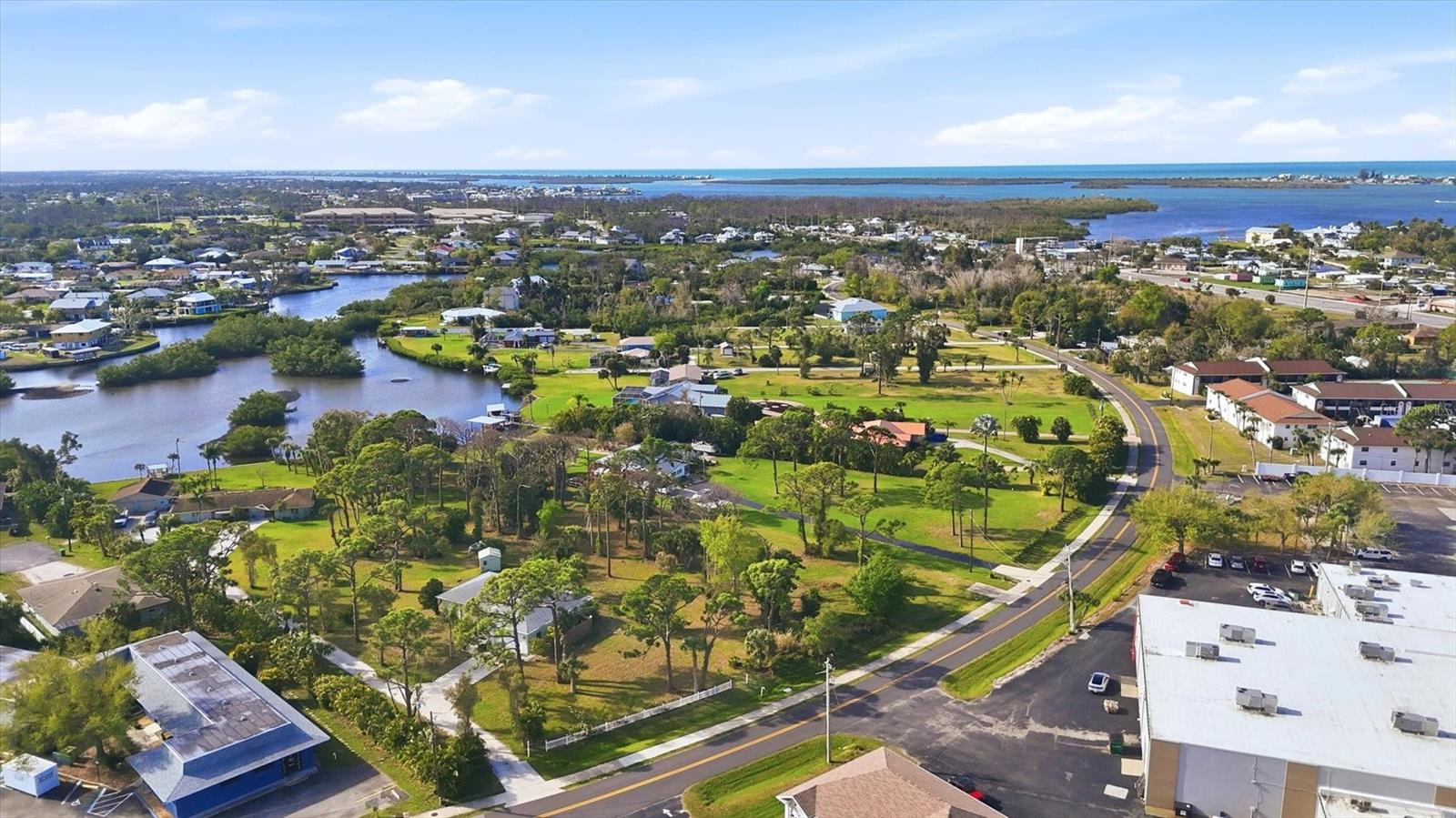 Image 3 of 12 For 1455 Manor Road