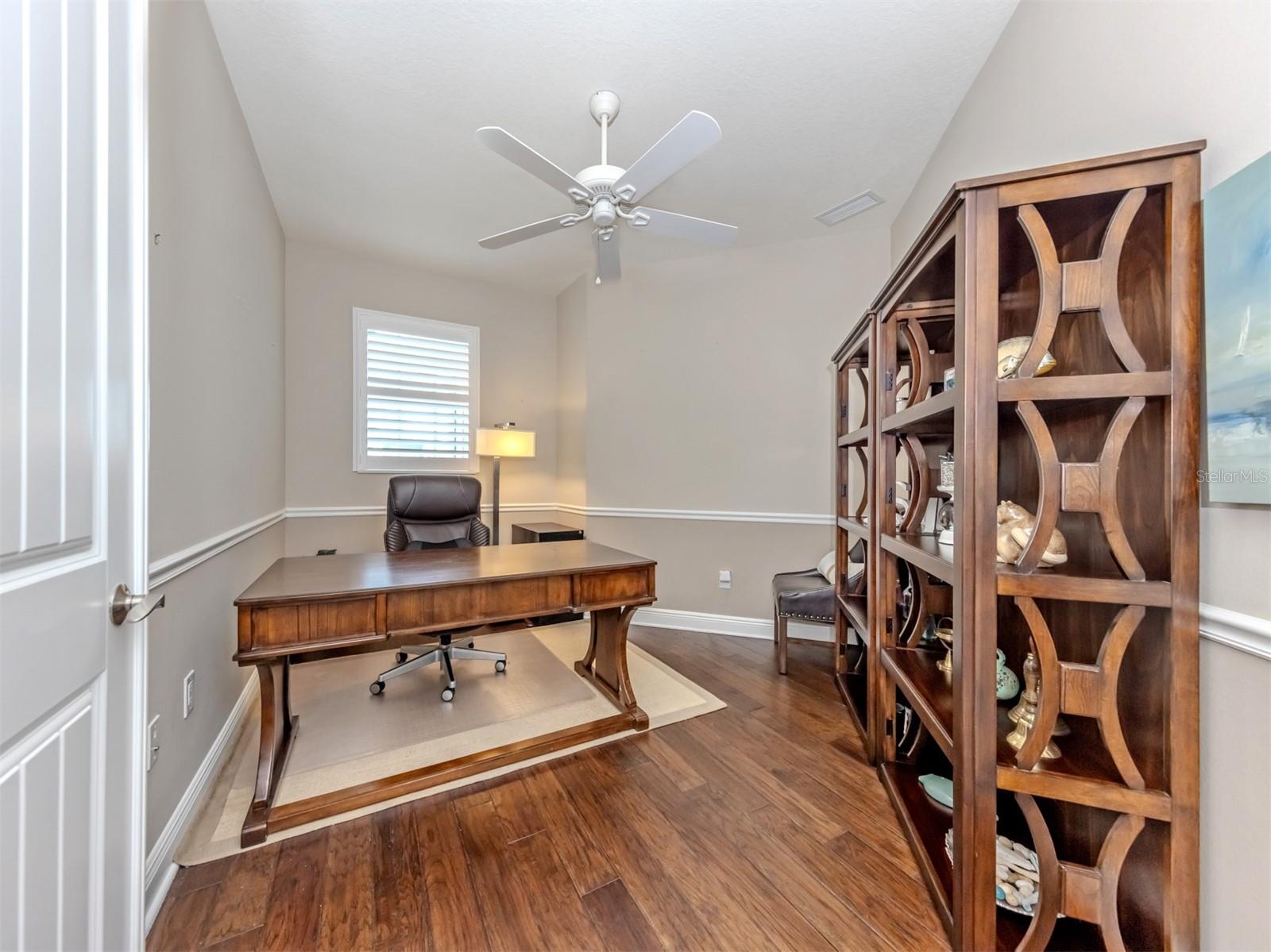 Image 23 of 93 For 18060 Wooden Skiff Court