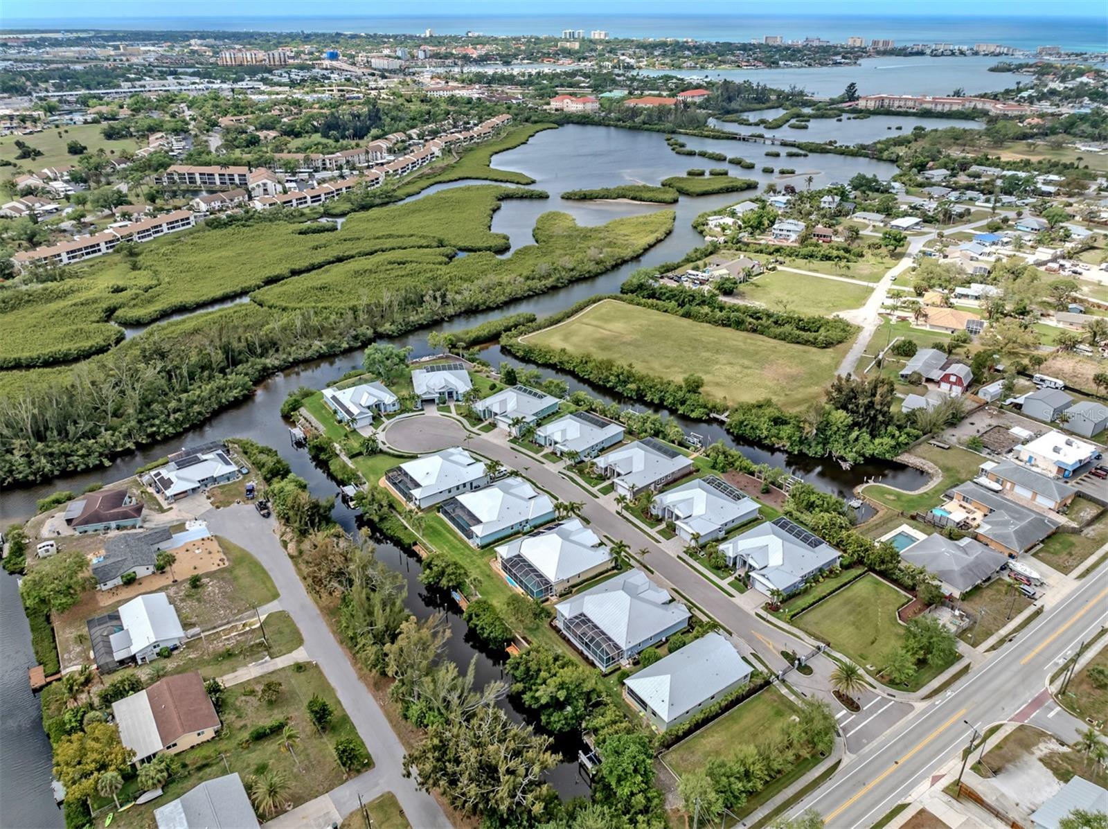 Image 38 of 93 For 18060 Wooden Skiff Court