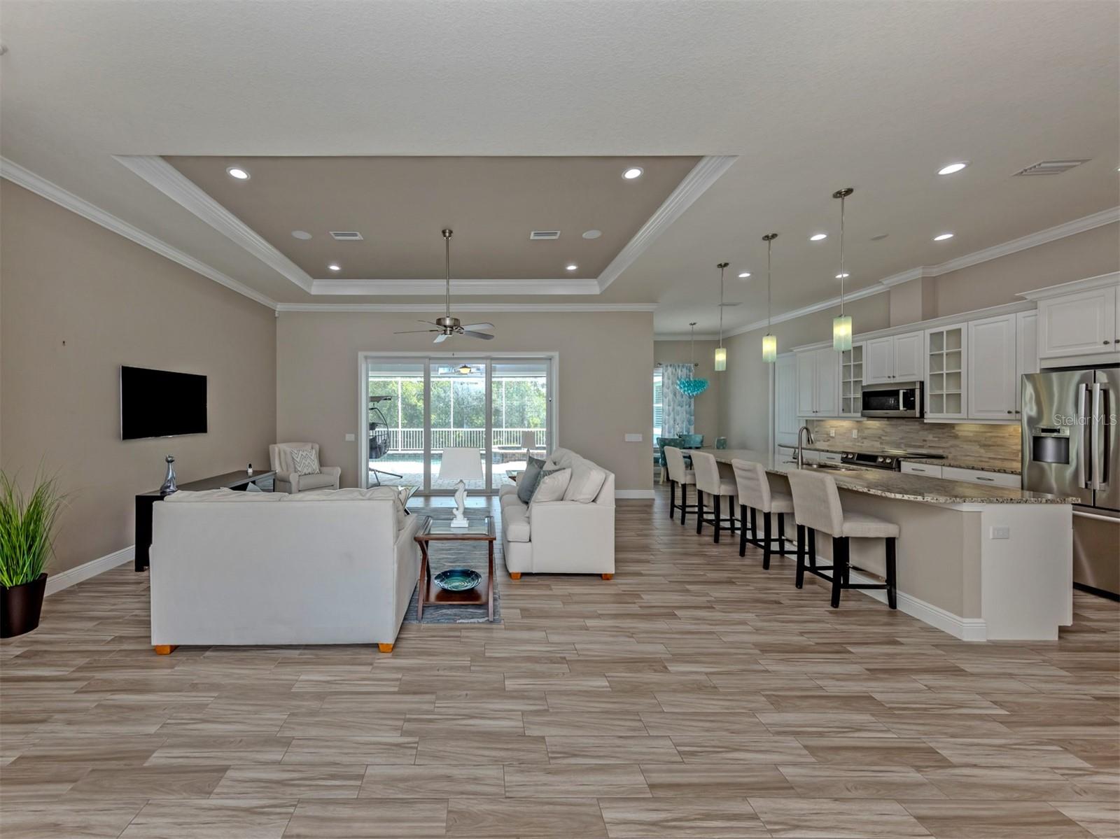 Image 8 of 93 For 18060 Wooden Skiff Court