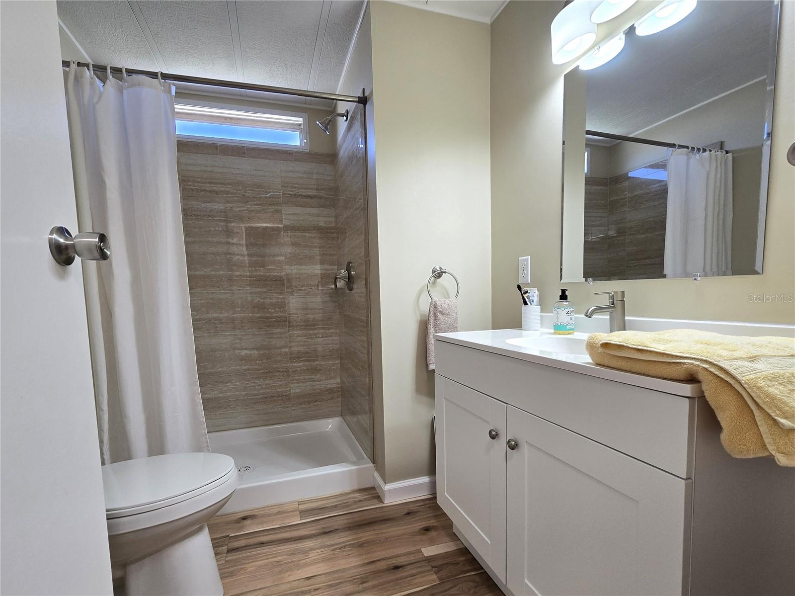 Image 24 of 43 For 6710 36th Avenue E 145