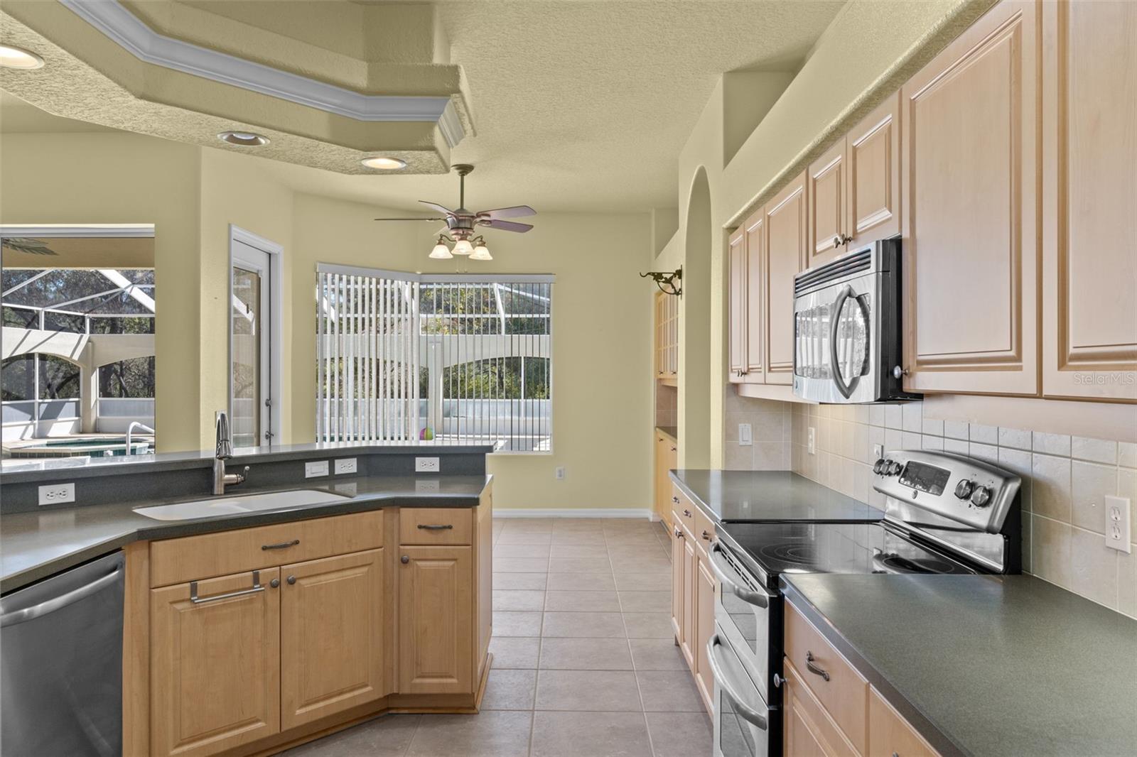 Image 21 of 85 For 10130 Lazy Days Court