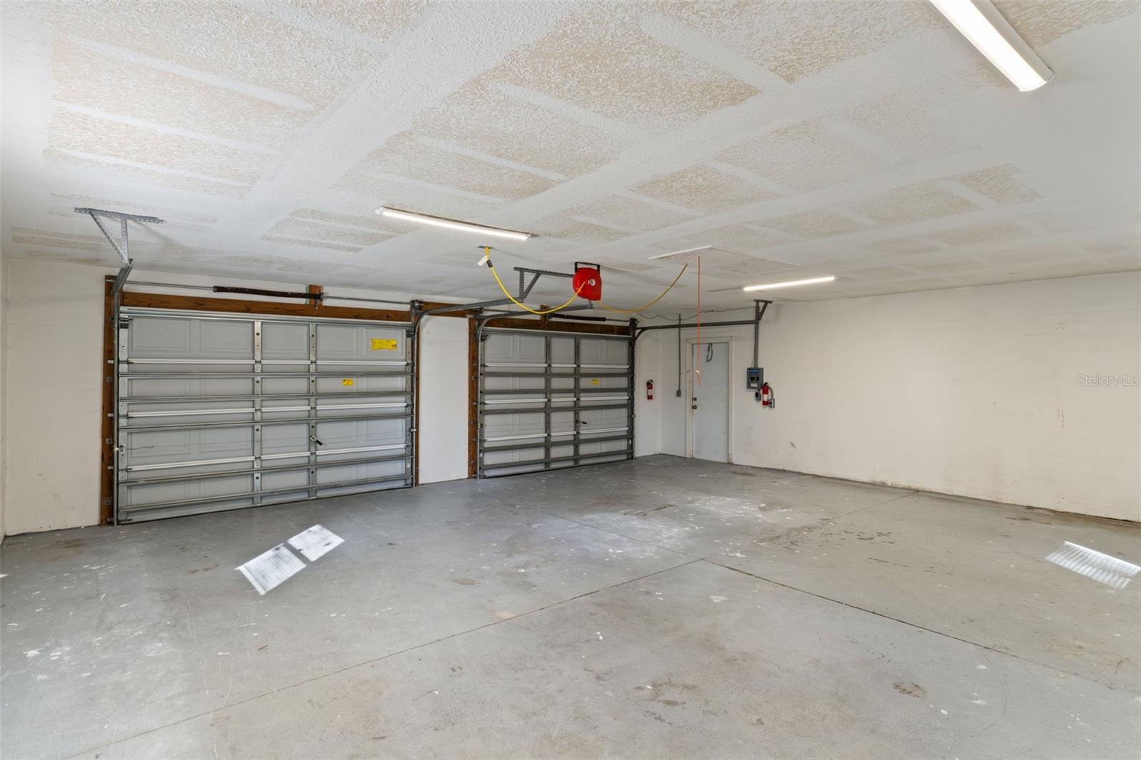 Image 71 of 85 For 10130 Lazy Days Court