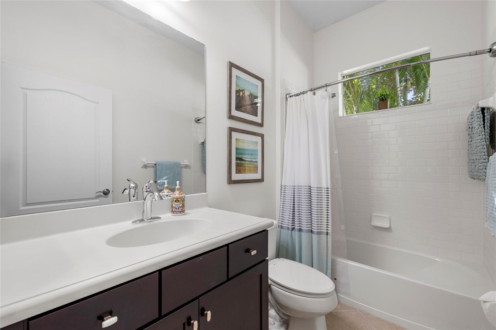 Image 26 of 37 For 4623 Claremont Park Drive