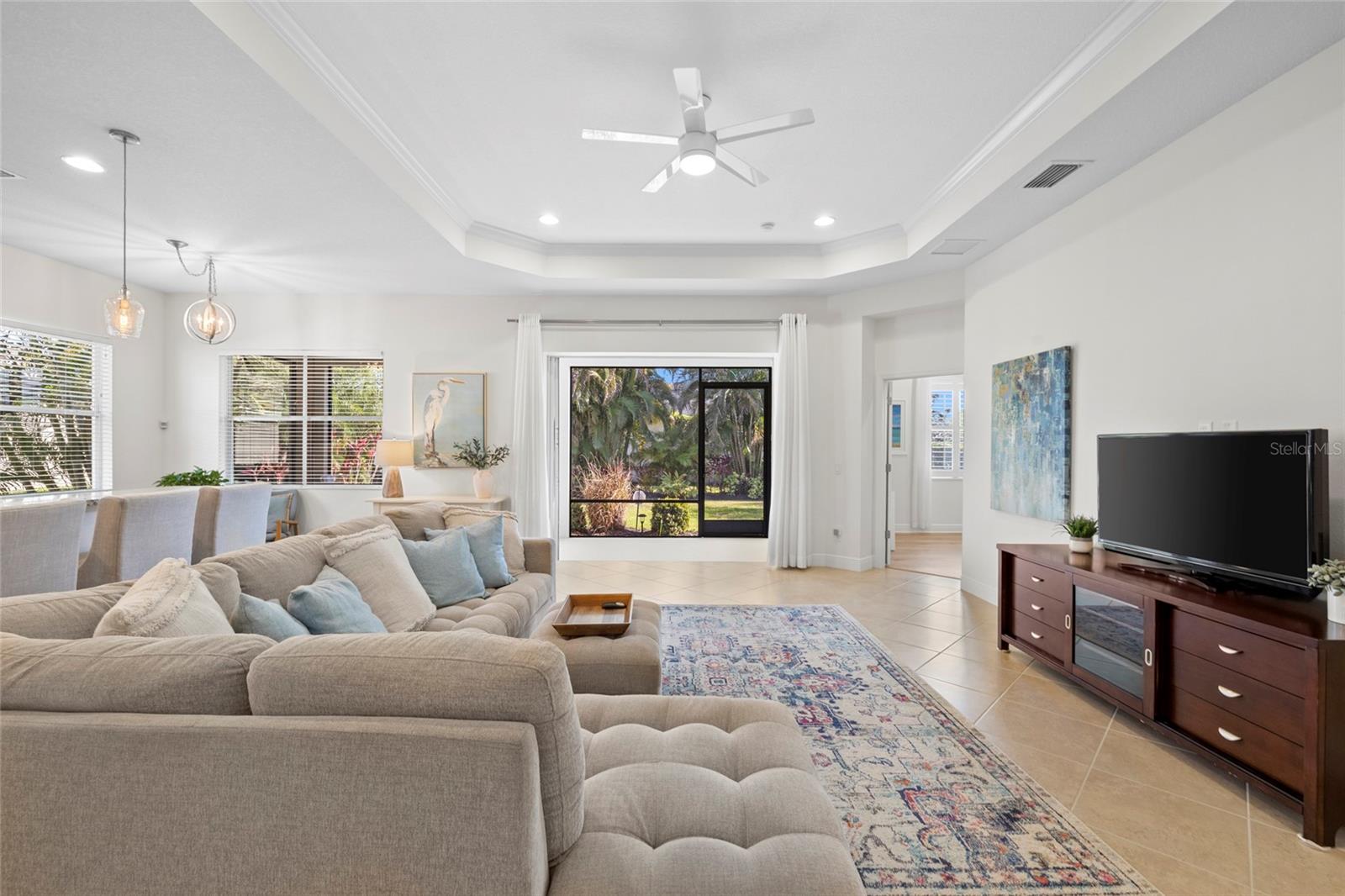 Image 4 of 37 For 4623 Claremont Park Drive