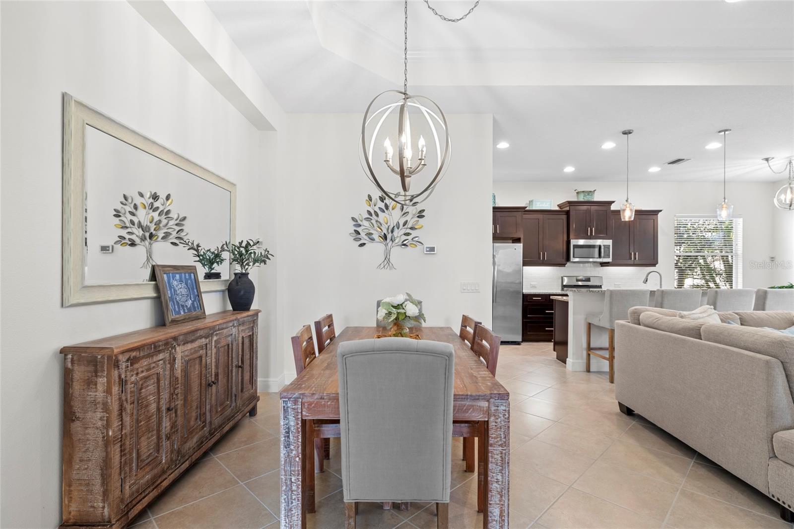 Image 8 of 37 For 4623 Claremont Park Drive