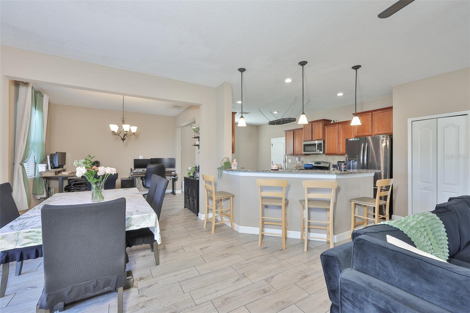 Image 10 of 39 For 5779 Aaron Court