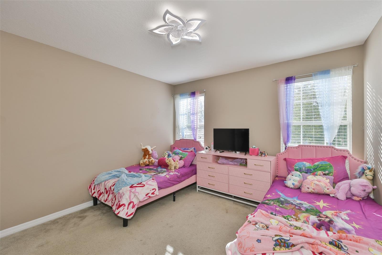 Image 19 of 39 For 5779 Aaron Court