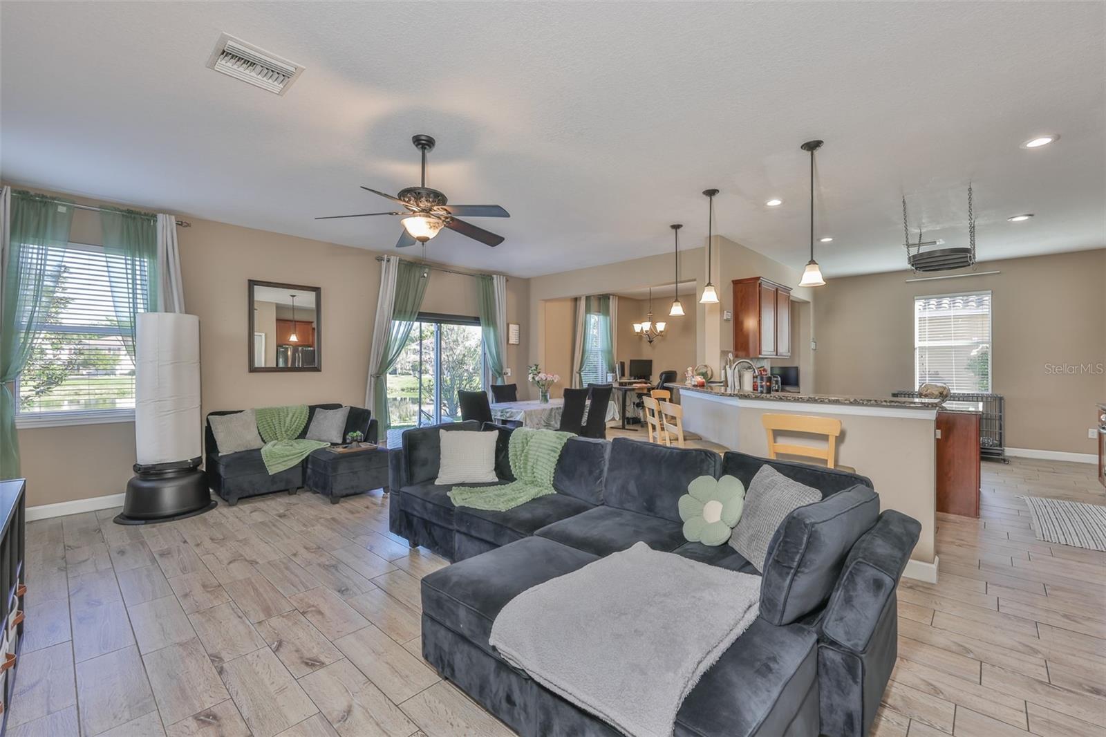 Image 7 of 39 For 5779 Aaron Court