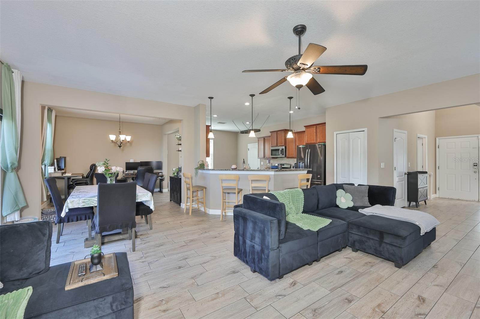 Image 9 of 39 For 5779 Aaron Court