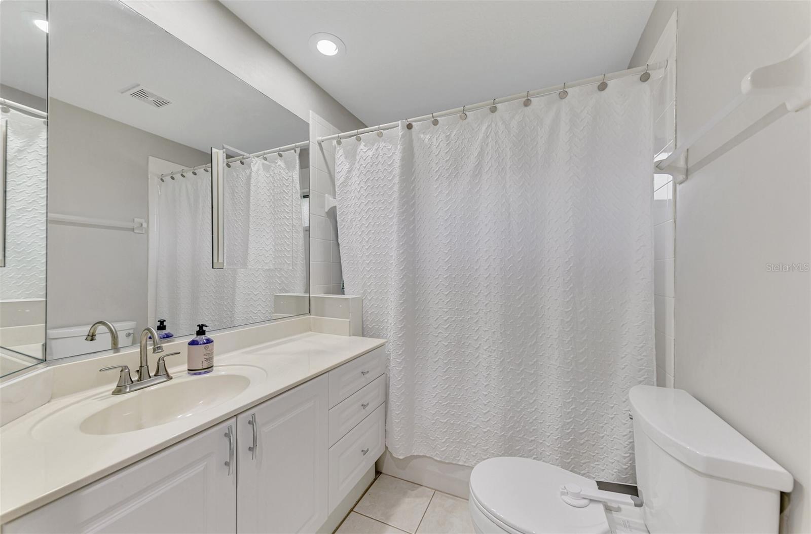 Image 36 of 56 For 6632 Deering Circle