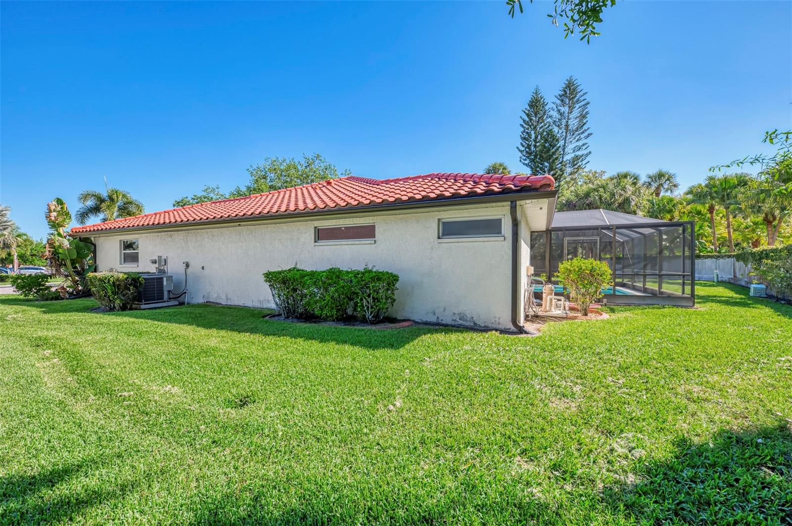 Image 44 of 56 For 6632 Deering Circle