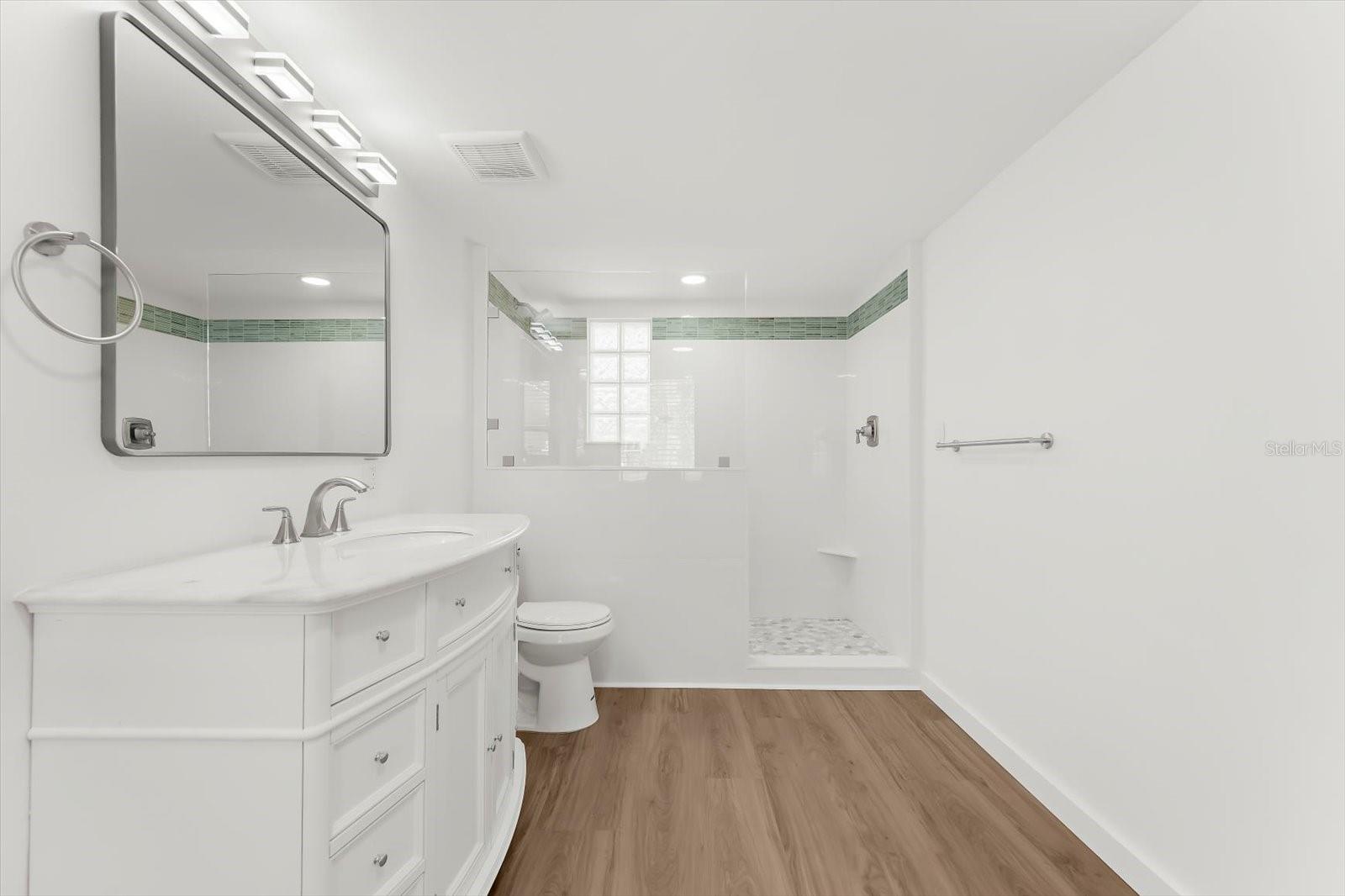 Image 31 of 48 For 7807 Senrab Drive