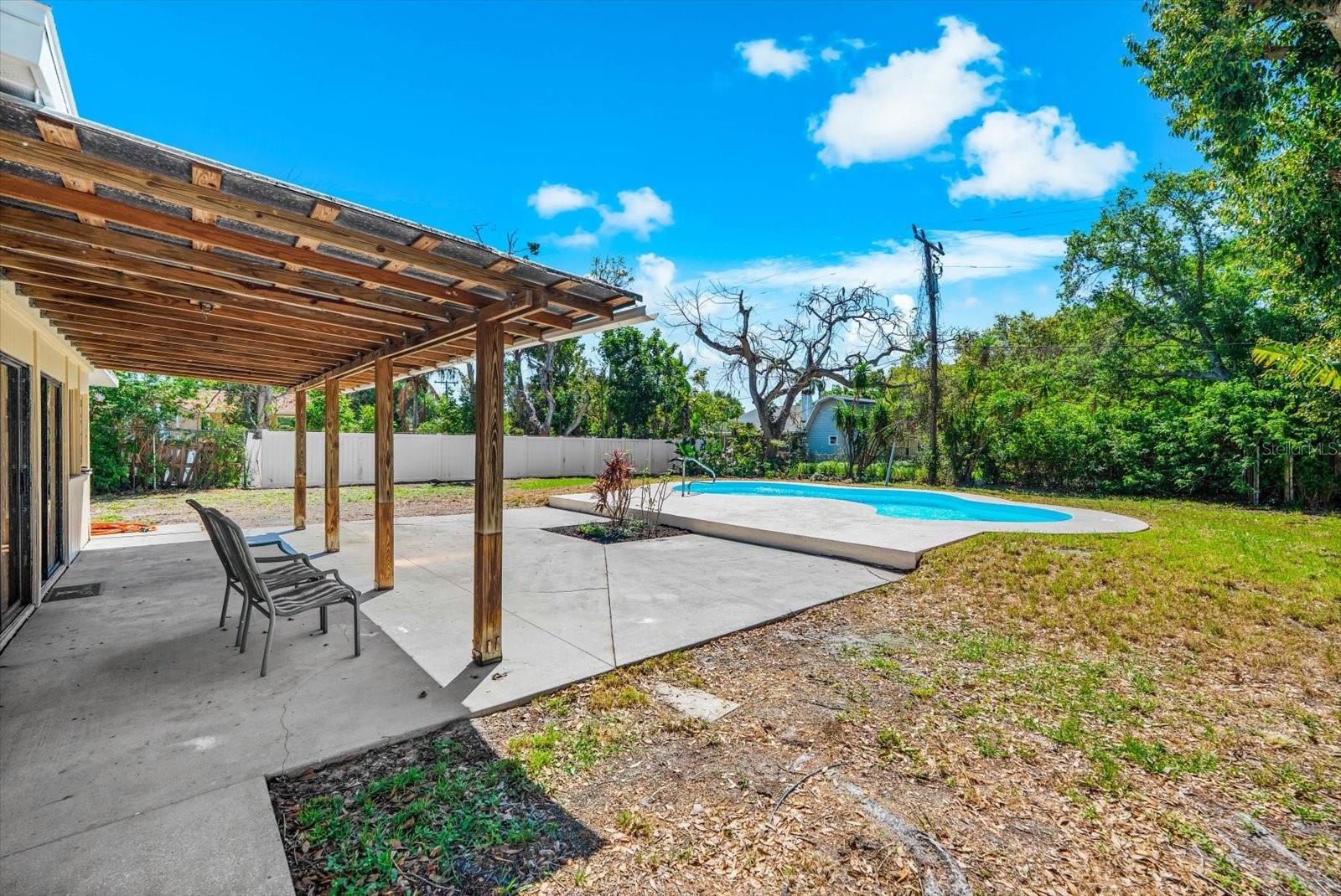 Image 36 of 48 For 7807 Senrab Drive