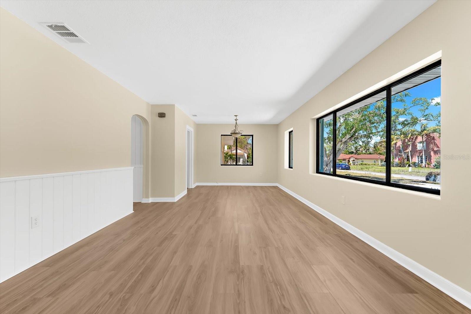 Image 4 of 48 For 7807 Senrab Drive