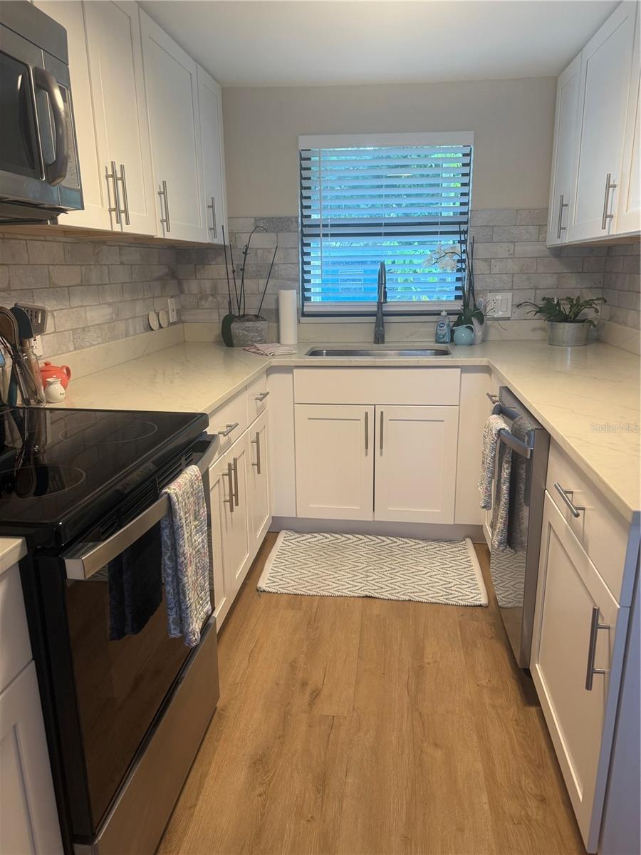 Image 6 of 15 For 2849 Marlette Street