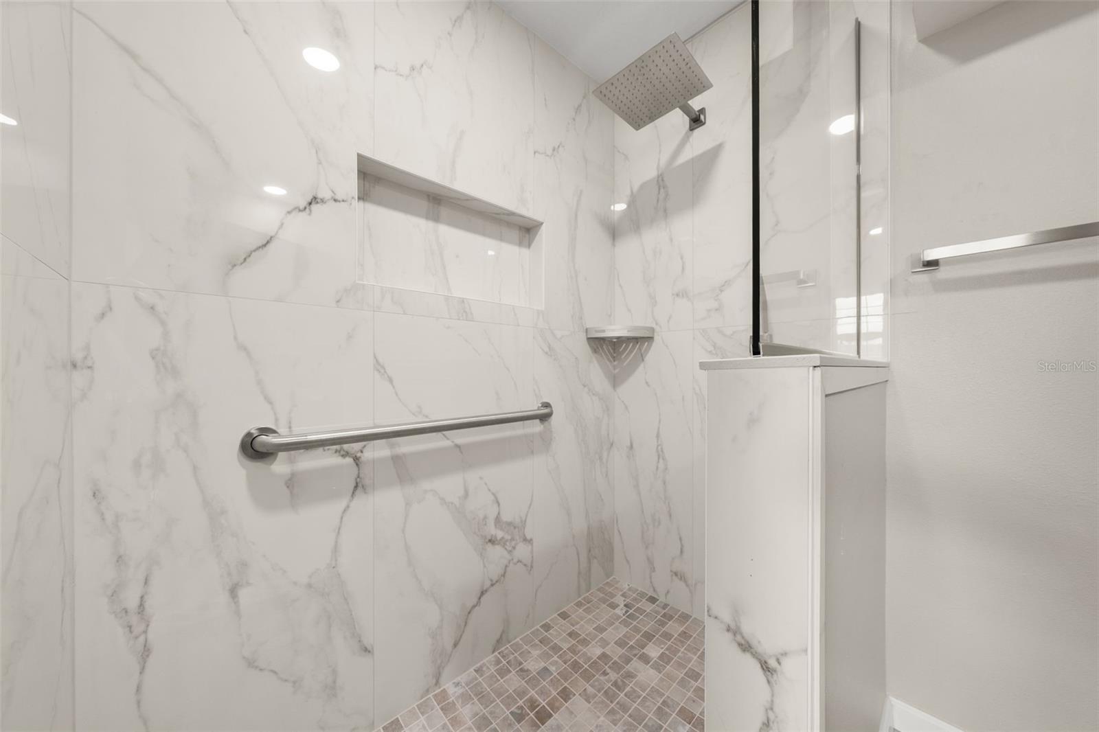 Image 26 of 63 For 5929 Murdock Avenue