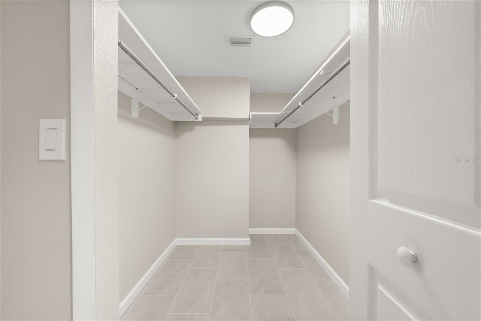 Image 30 of 63 For 5929 Murdock Avenue