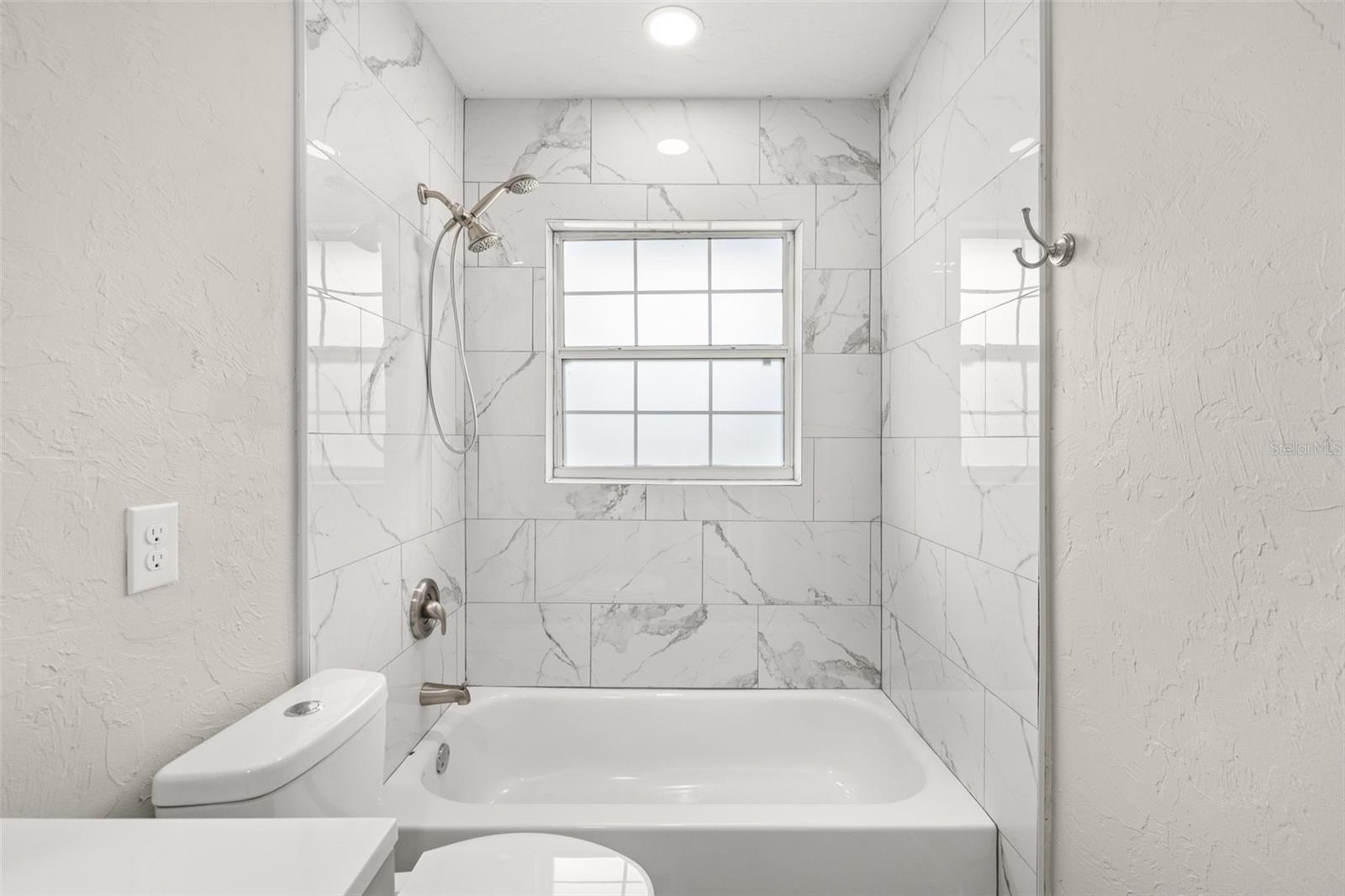 Image 35 of 63 For 5929 Murdock Avenue