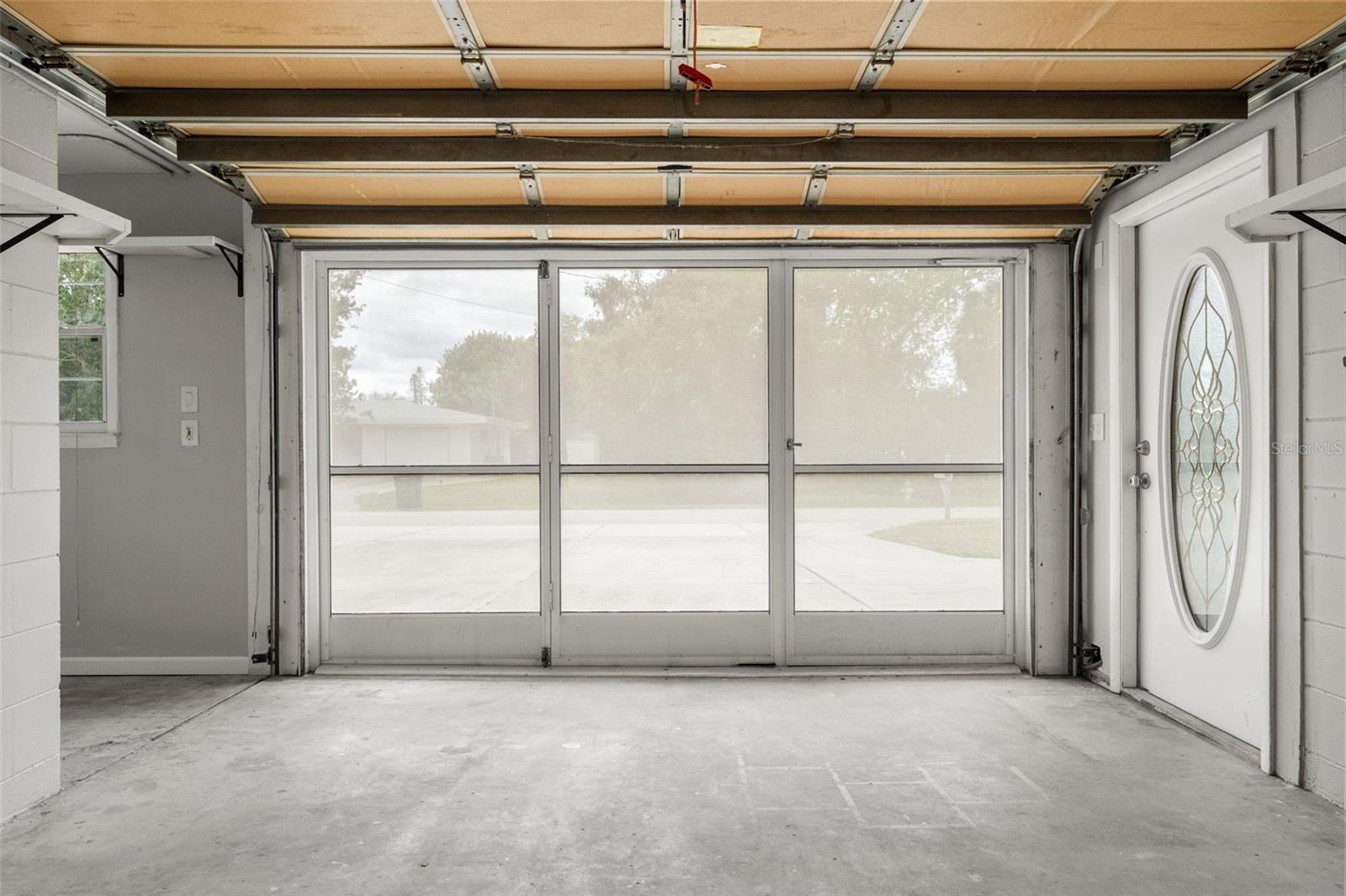 Image 53 of 63 For 5929 Murdock Avenue