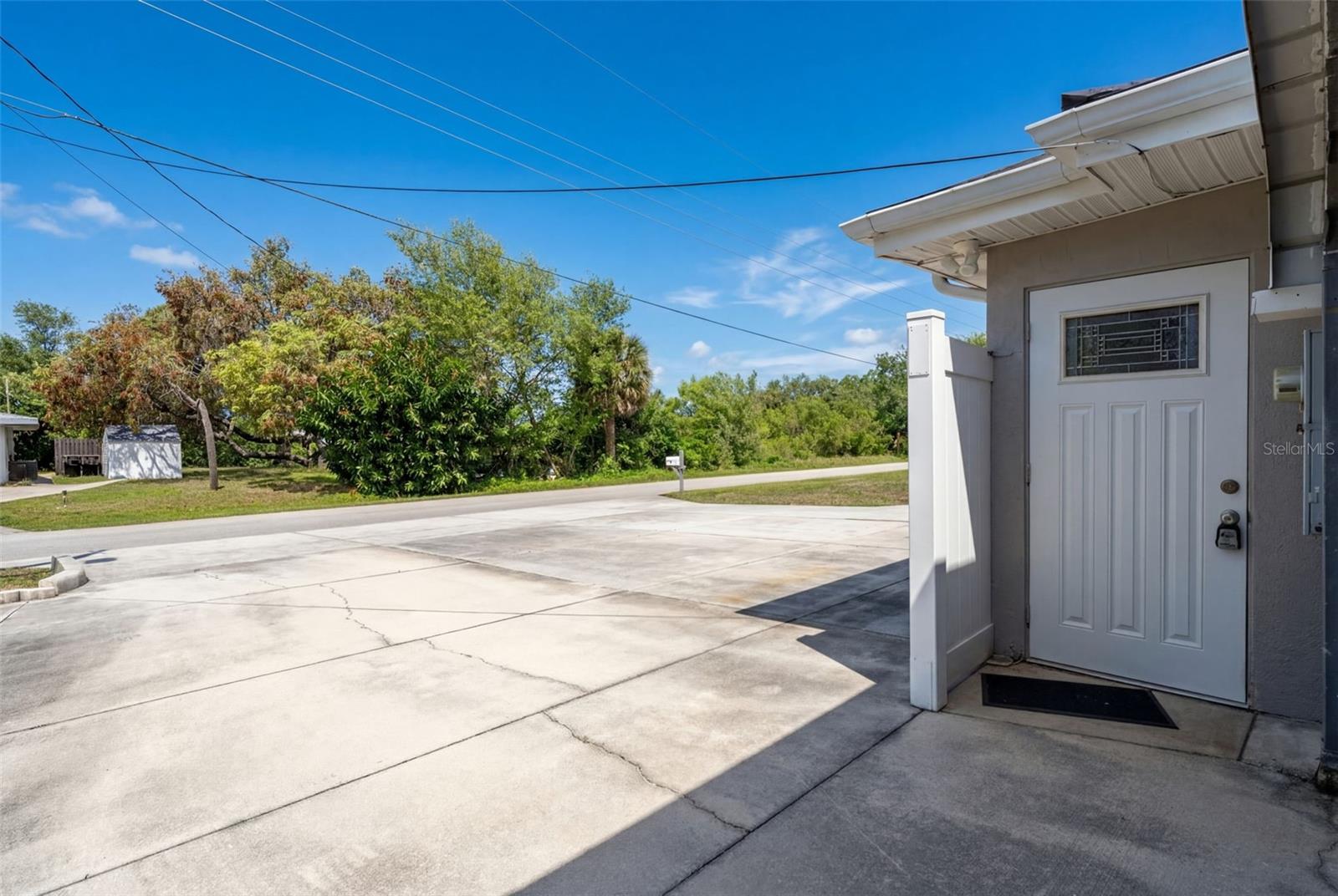 Image 56 of 63 For 5929 Murdock Avenue