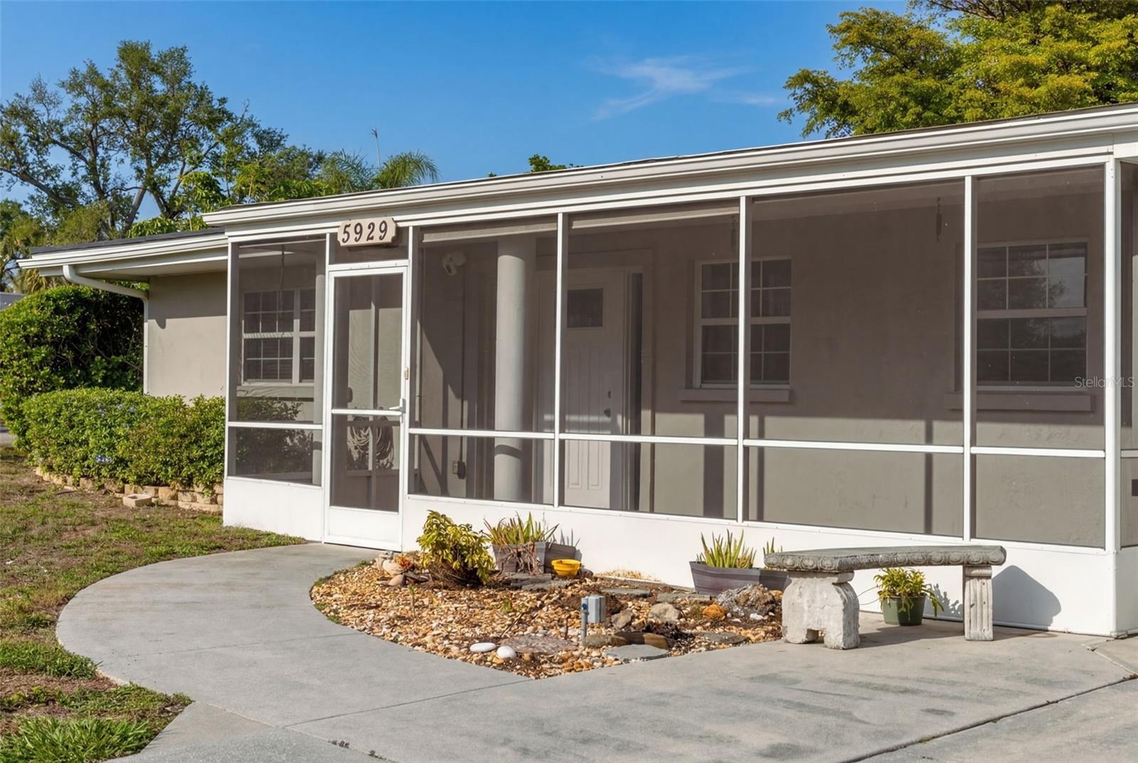 Image 6 of 63 For 5929 Murdock Avenue