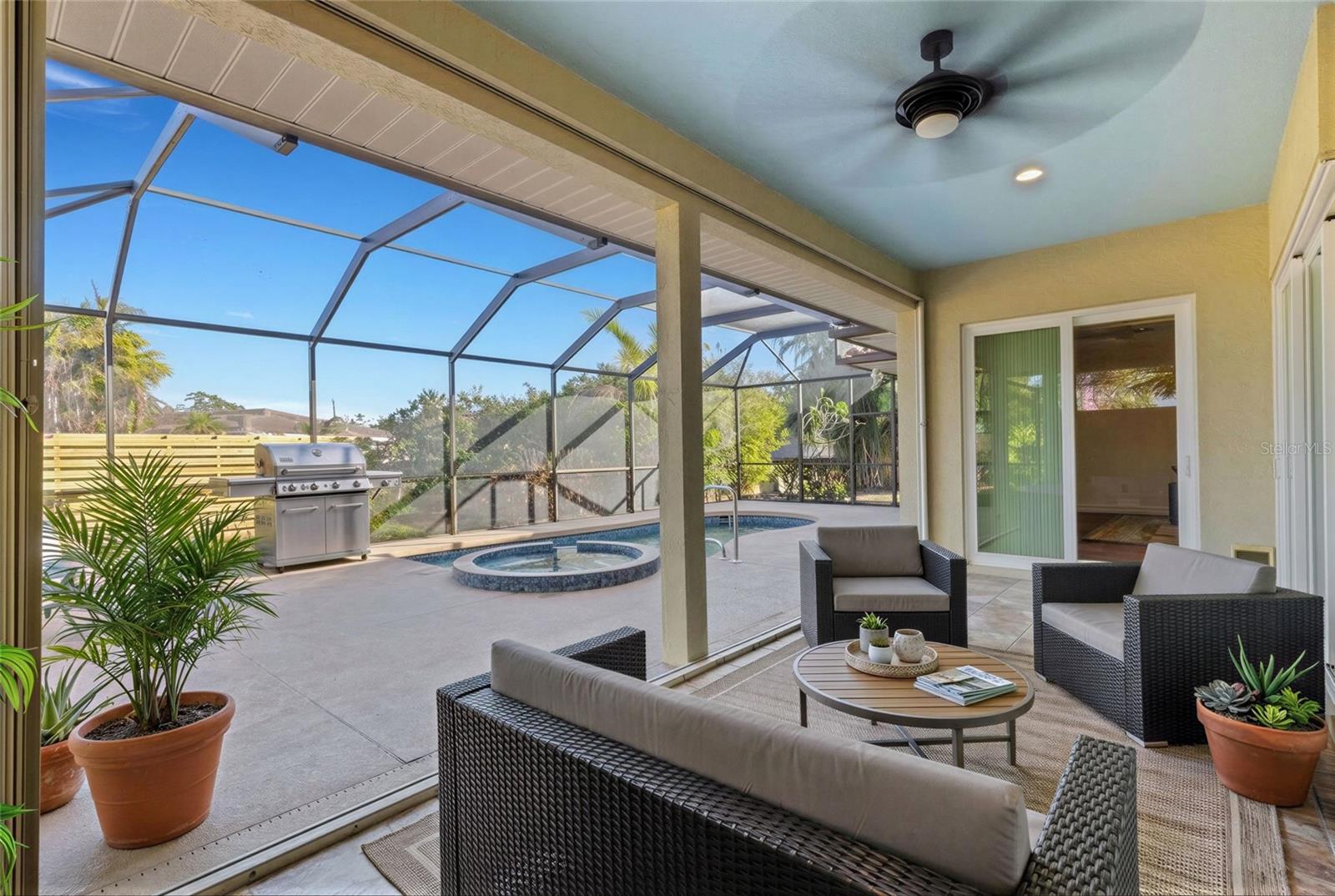 Image 39 of 41 For 4801 Edgemont Court