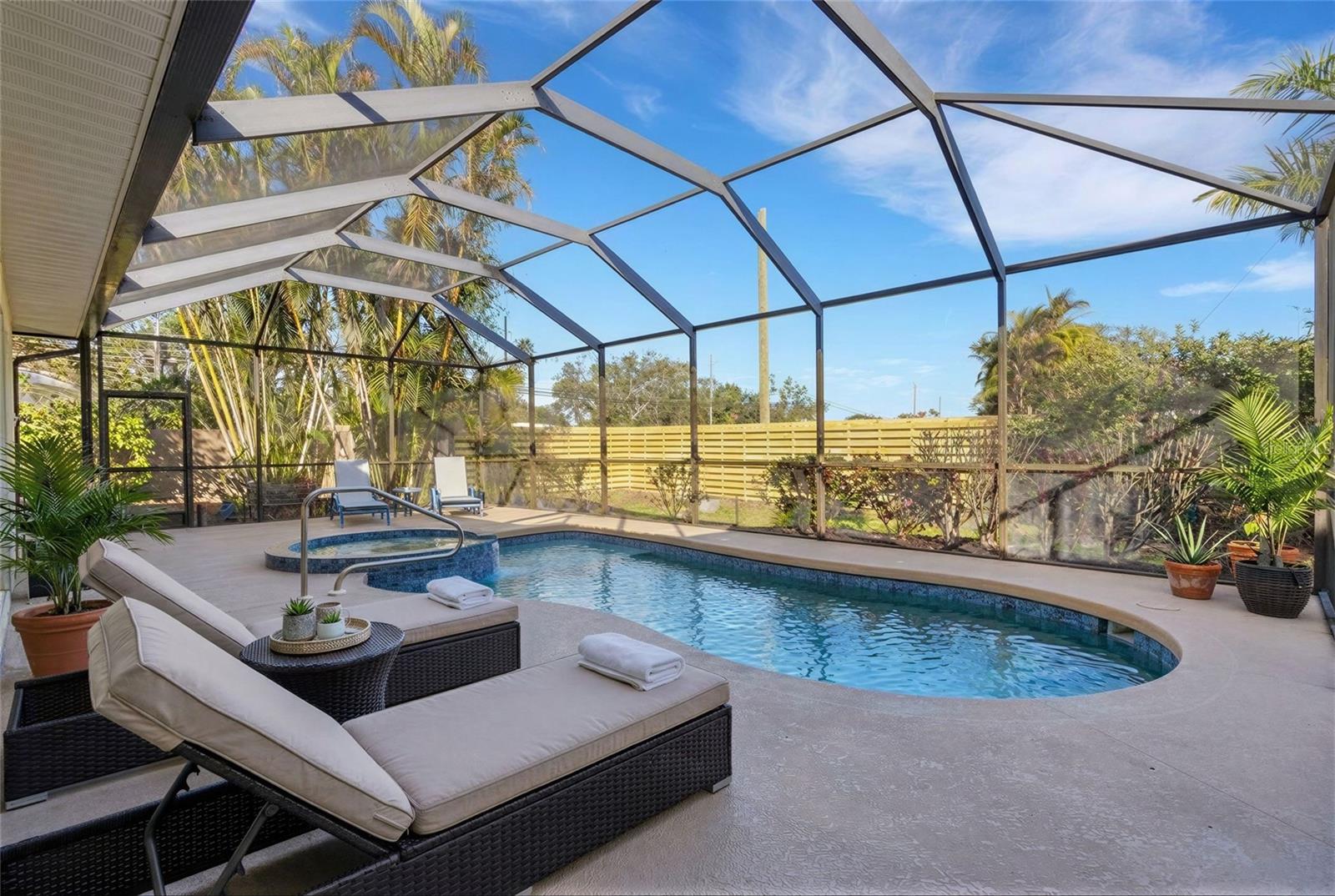 Image 40 of 41 For 4801 Edgemont Court