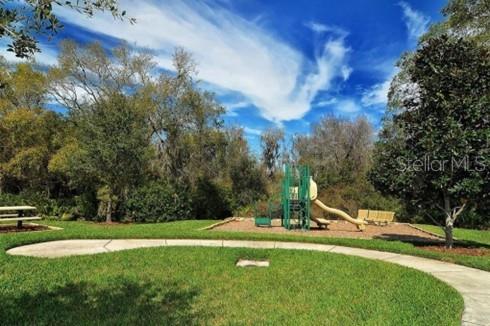 Image 37 of 40 For 8128 Villa Grande Court