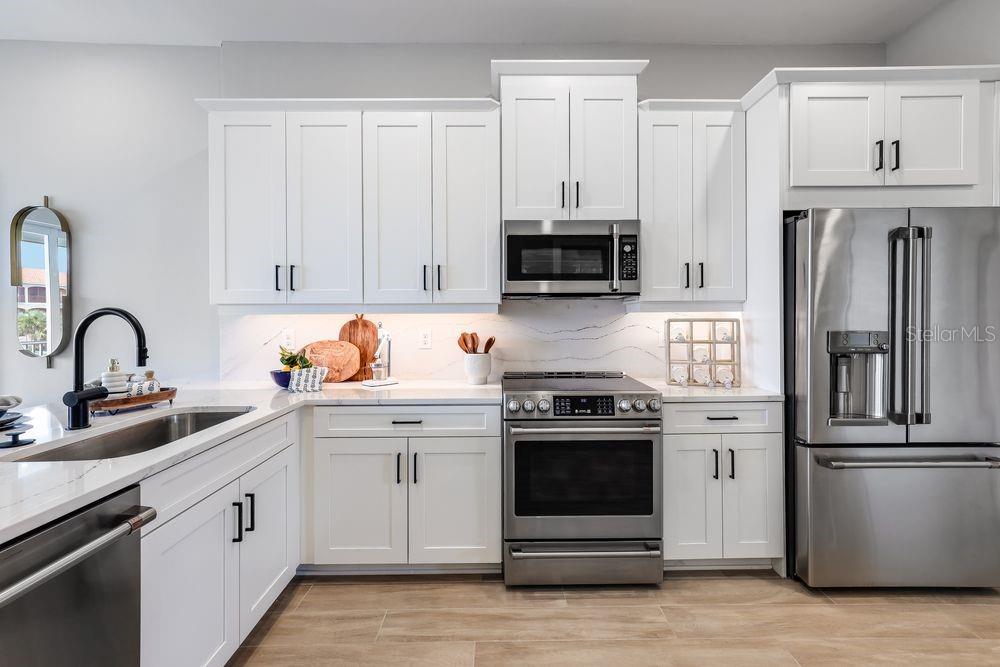 Image 2 of 26 For 1617 Sea Haven Drive 503