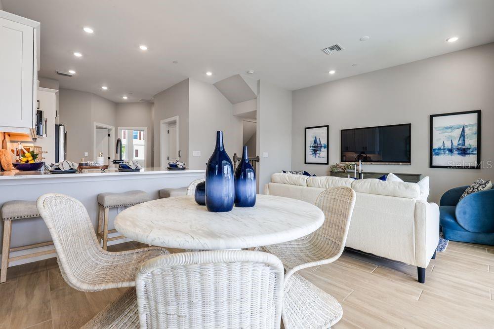 Image 6 of 26 For 1617 Sea Haven Drive 503