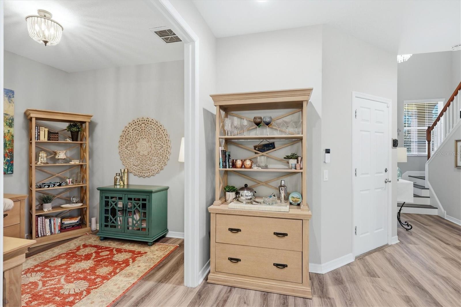 Image 12 of 47 For 5427 Napa Drive