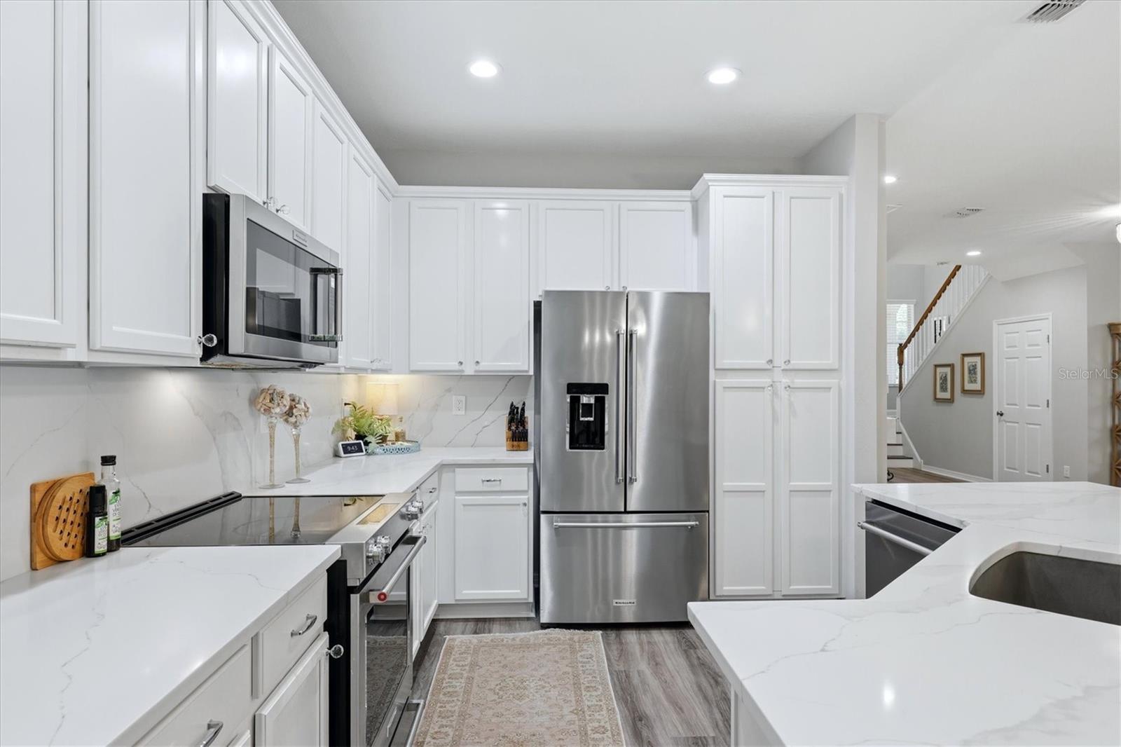 Image 17 of 47 For 5427 Napa Drive