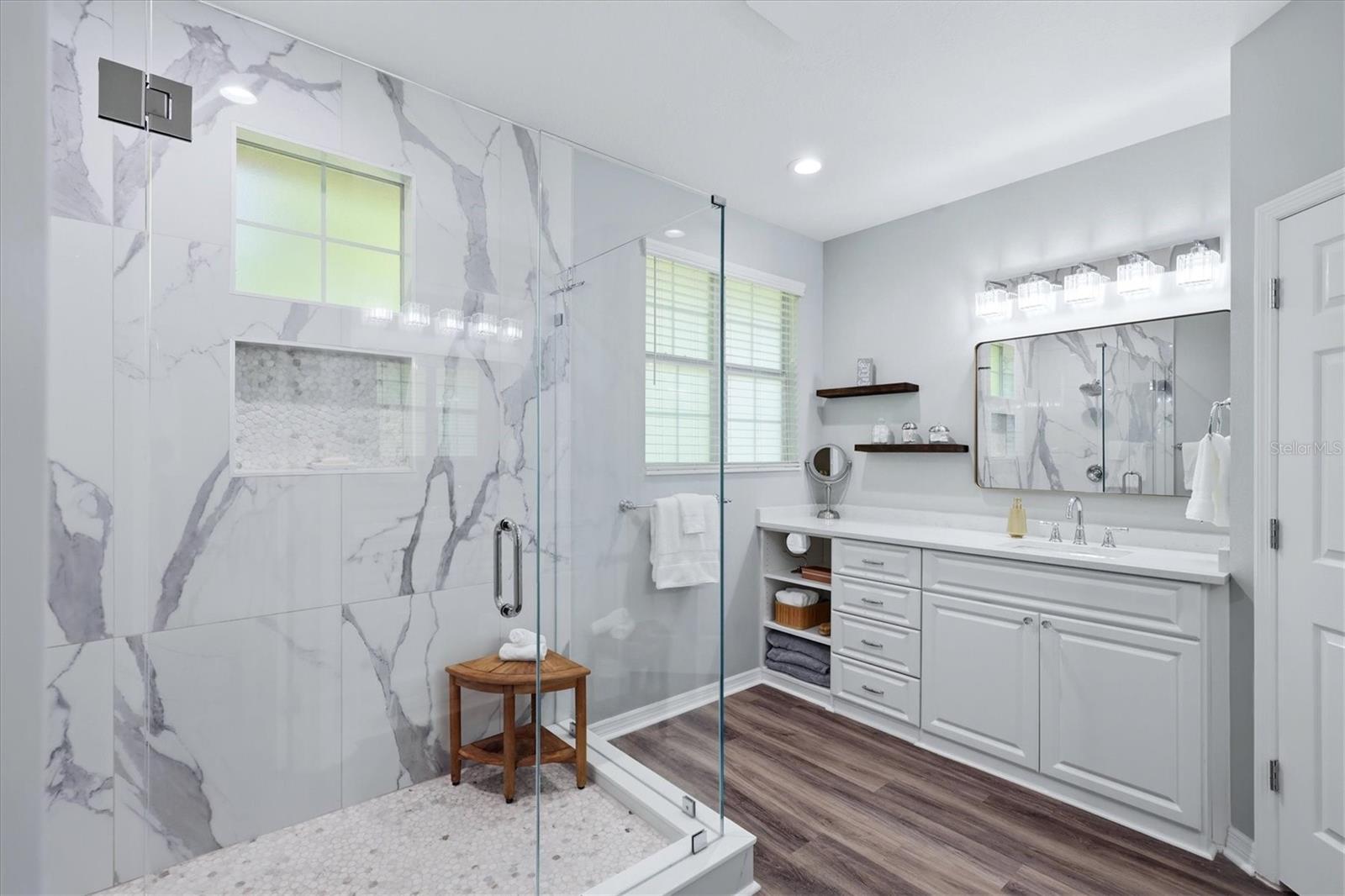 Image 25 of 47 For 5427 Napa Drive