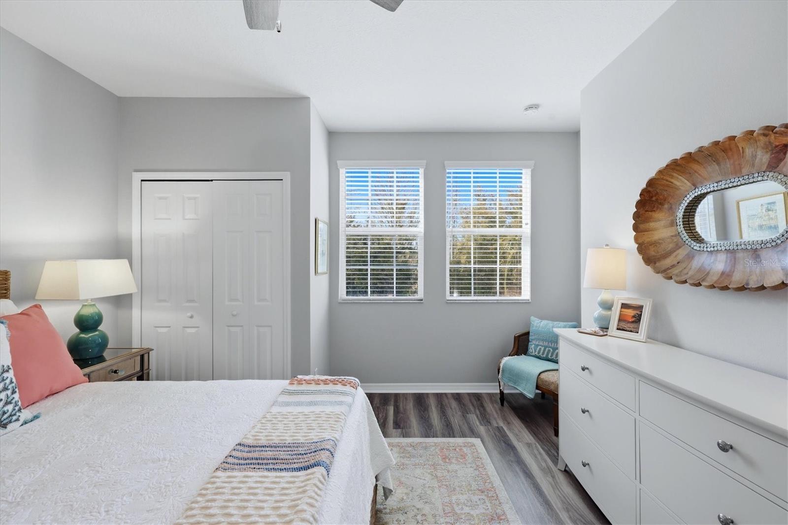 Image 29 of 47 For 5427 Napa Drive