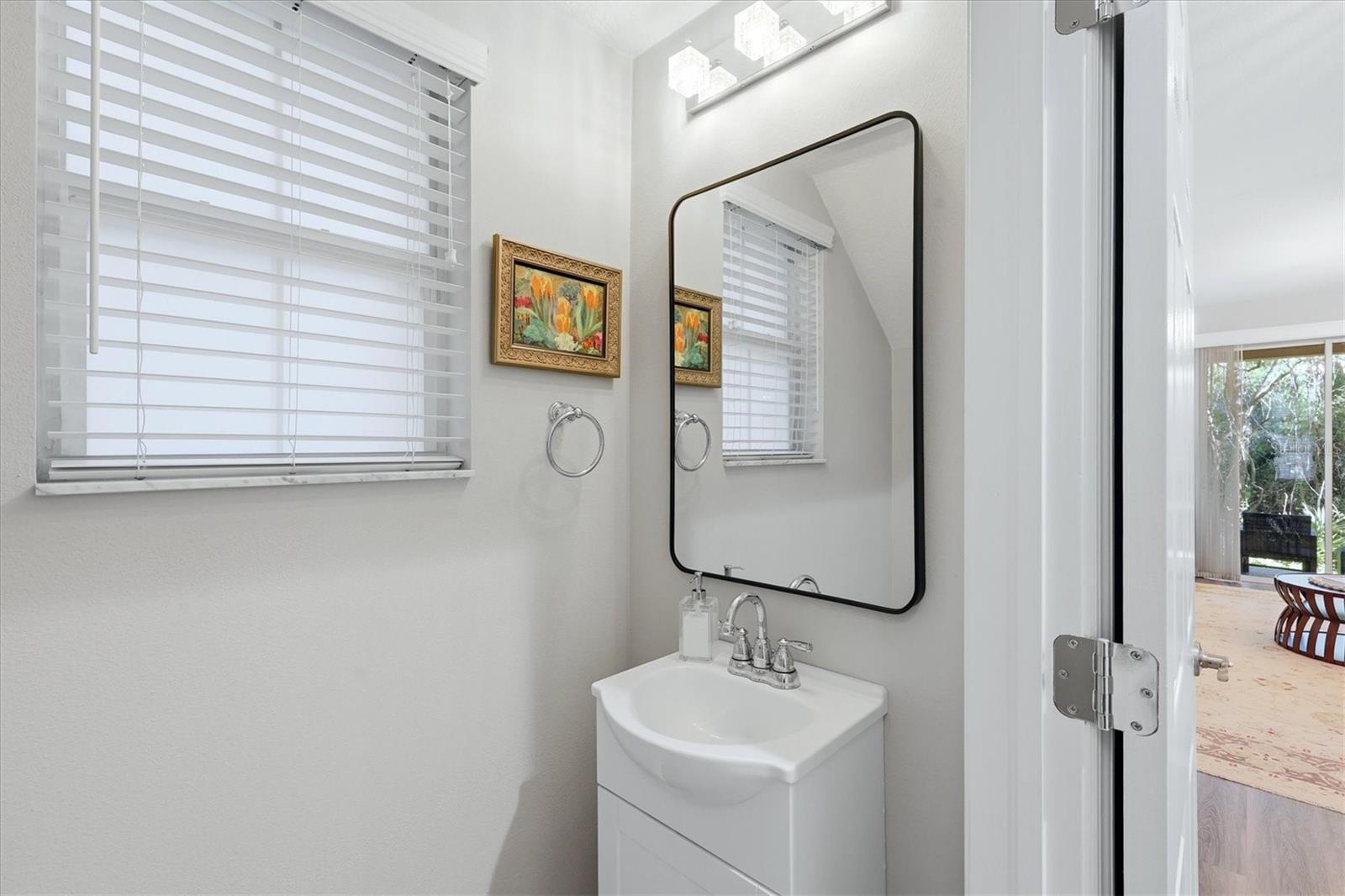 Image 34 of 47 For 5427 Napa Drive