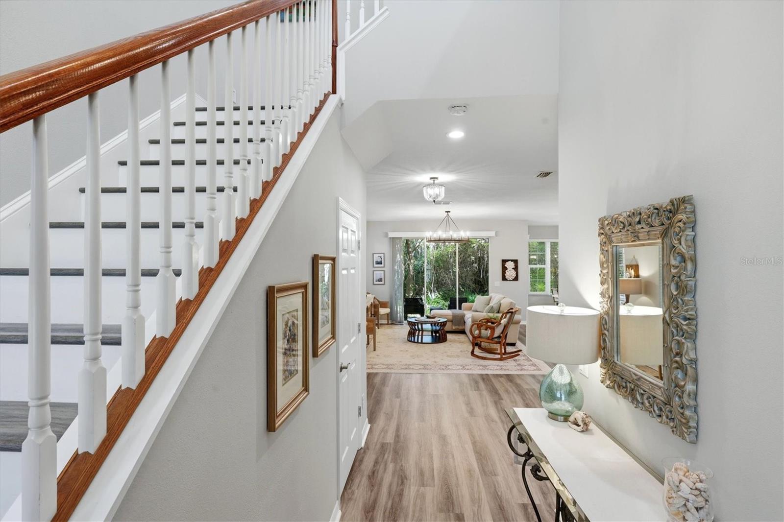 Image 6 of 47 For 5427 Napa Drive