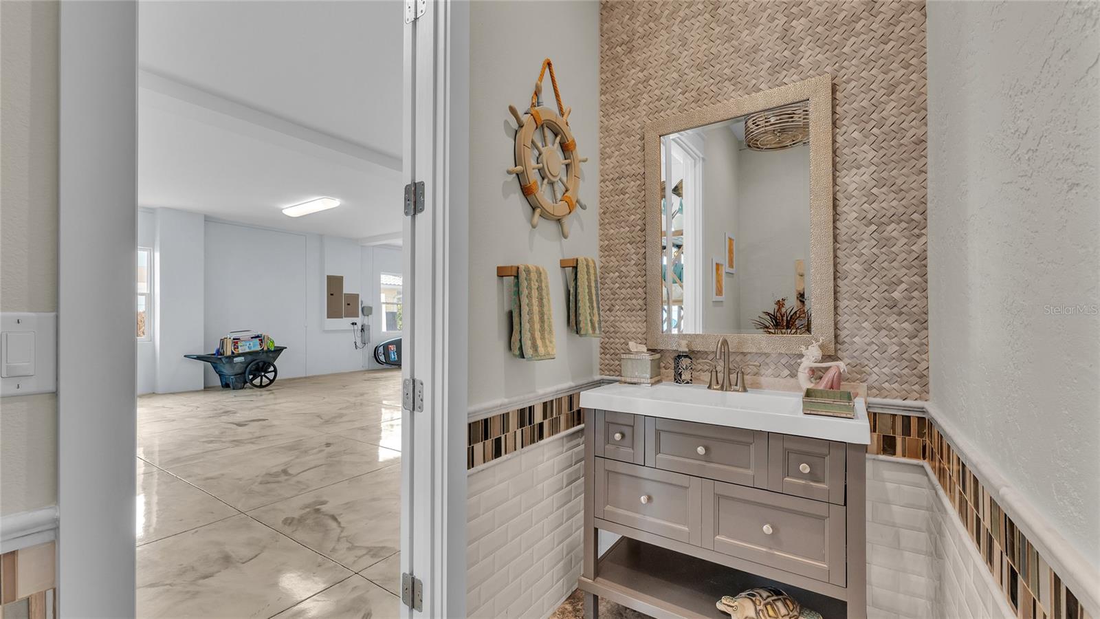 Image 37 of 100 For 635 Key Royale Drive