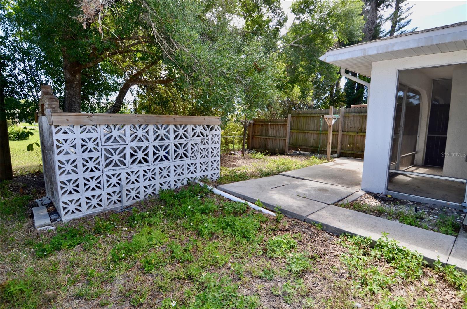 Image 18 of 20 For 411 San Miguel Avenue