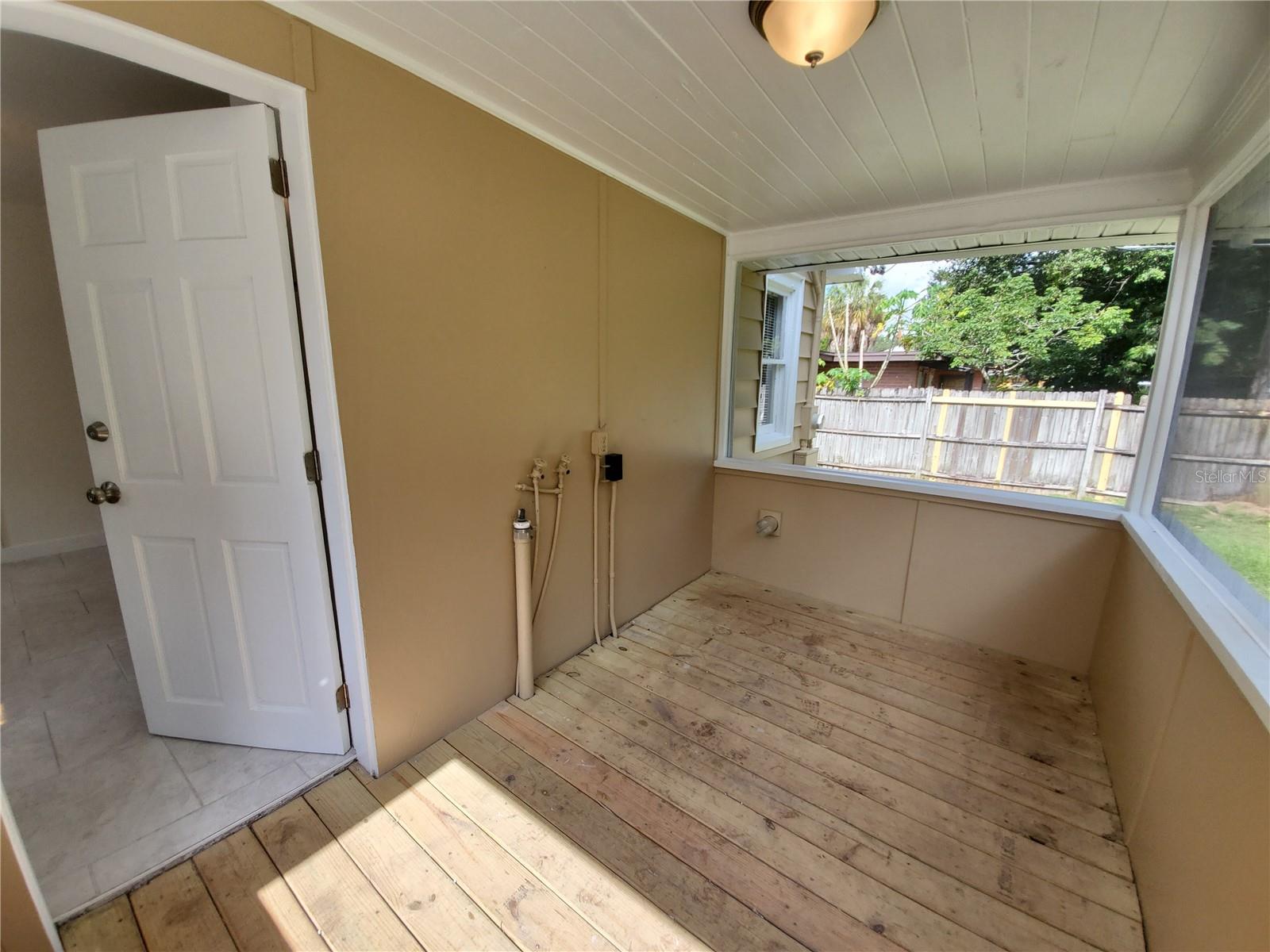 Image 28 of 38 For 620 East Avenue