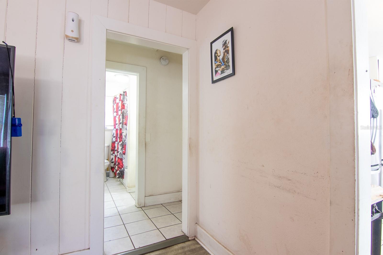 Image 8 of 38 For 620 East Avenue