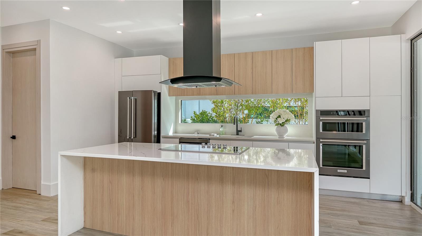 Image 16 of 66 For 1730 Wisconsin Lane