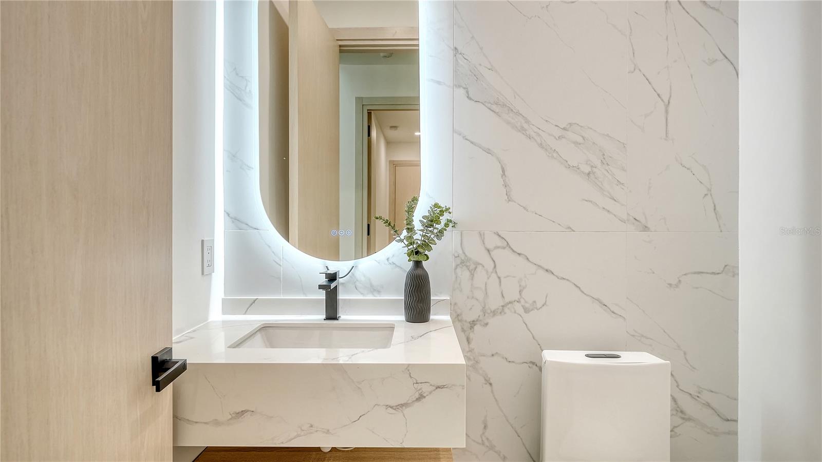 Image 19 of 66 For 1730 Wisconsin Lane