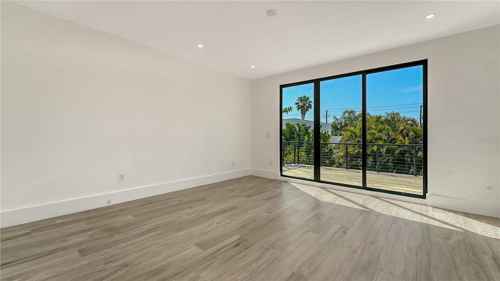 Image 24 of 66 For 1730 Wisconsin Lane