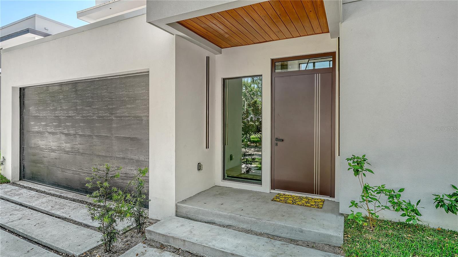 Image 5 of 66 For 1730 Wisconsin Lane